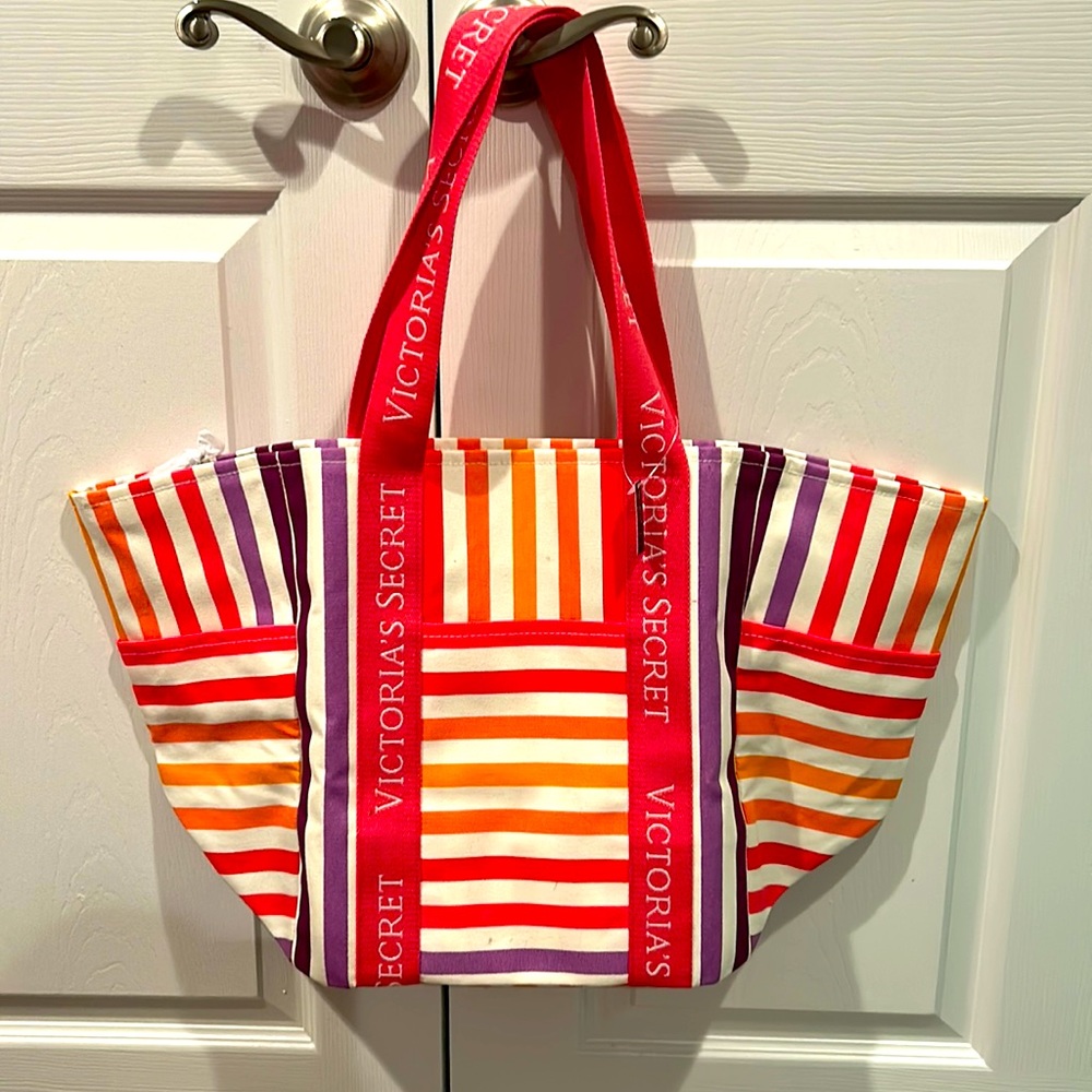 NWT Victoria’s Secret Tote Bag